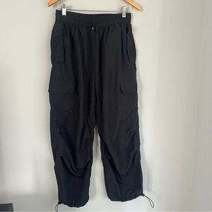 100% Nylon Black Cargo Pants Drawcord Hem Size Medium